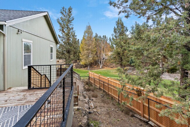 Building Photo - 20657 Beaumont Dr