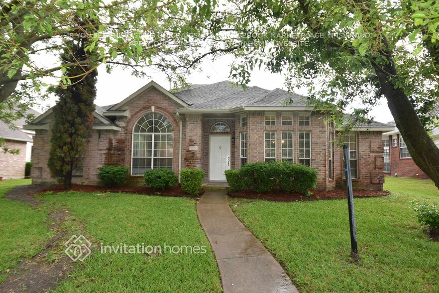 Primary Photo - 8306 Circleview St
