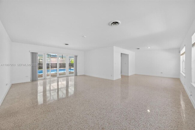 Building Photo - 7280 SW 128th St