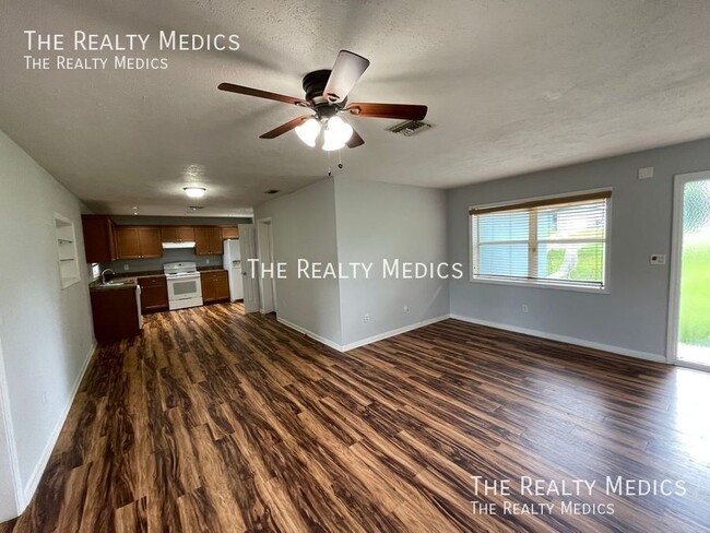 Building Photo - 1159 Fountainhead Dr