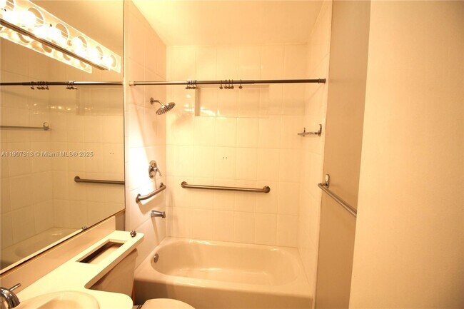 Building Photo - 11031 SW 43rd St