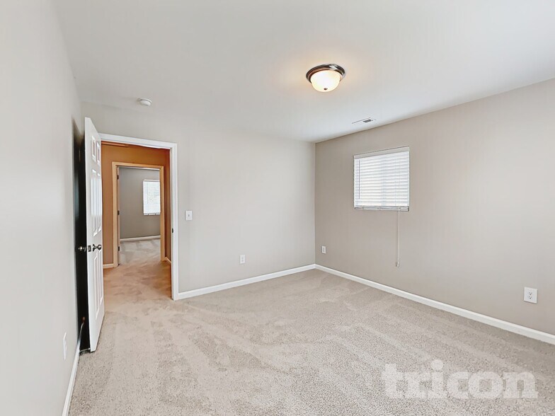 Building Photo - 4065 Banbridge Dr