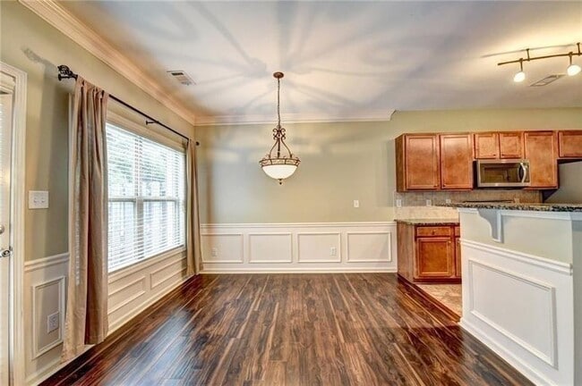 Building Photo - 6225 Apple Rose Dr