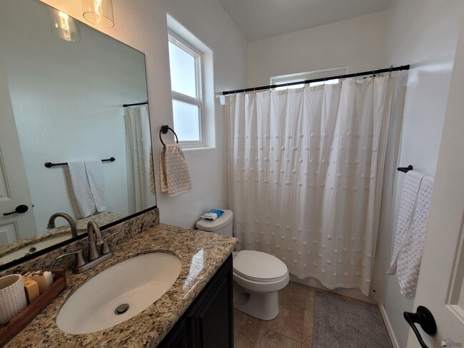 Building Photo - 3689 W 39th St