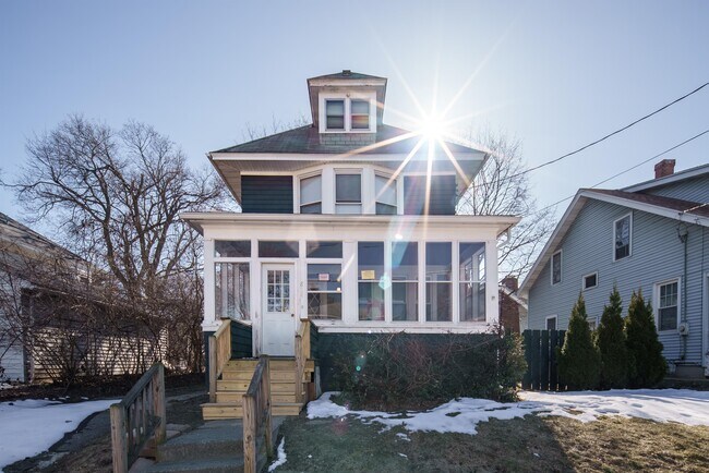 Building Photo - 814 Lancaster St