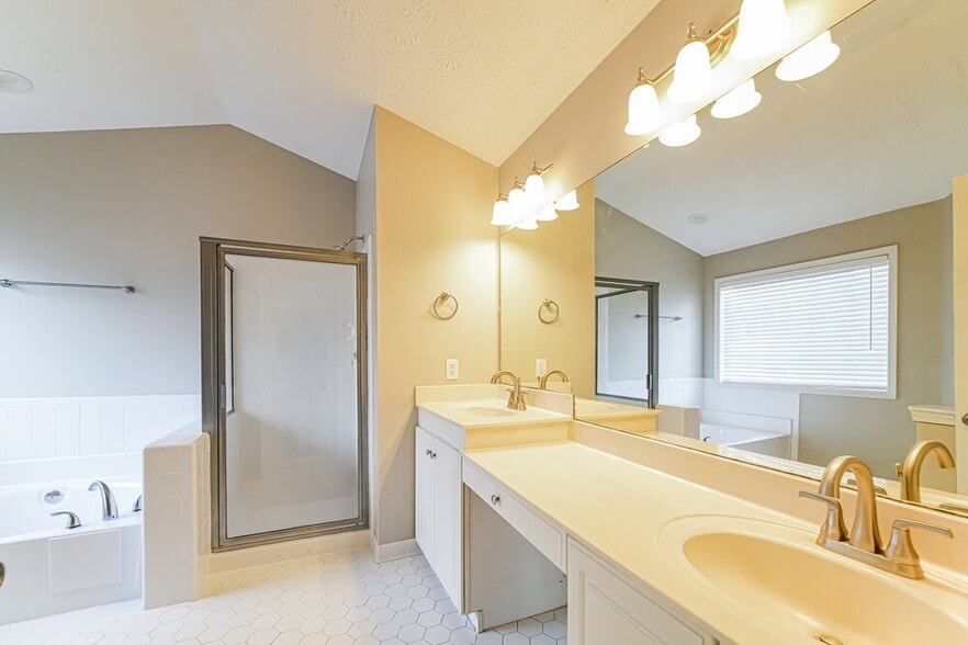 Building Photo - 2711 Denian Ct