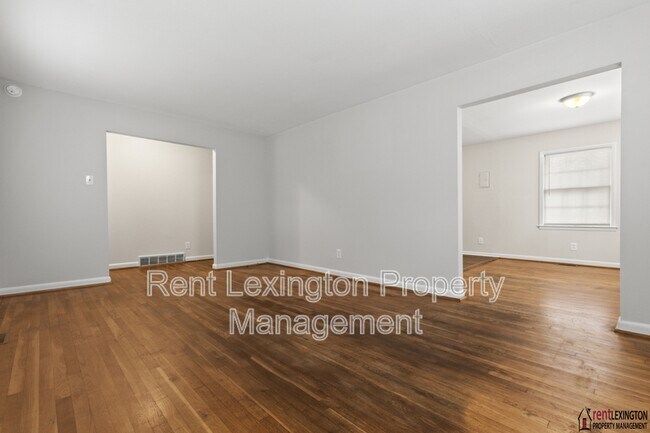 Building Photo - 203 Loch Lomond Dr