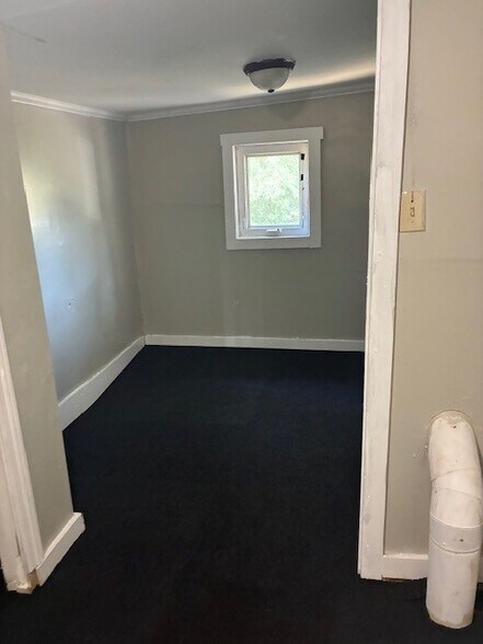 Building Photo - 541 Greenwood Ave