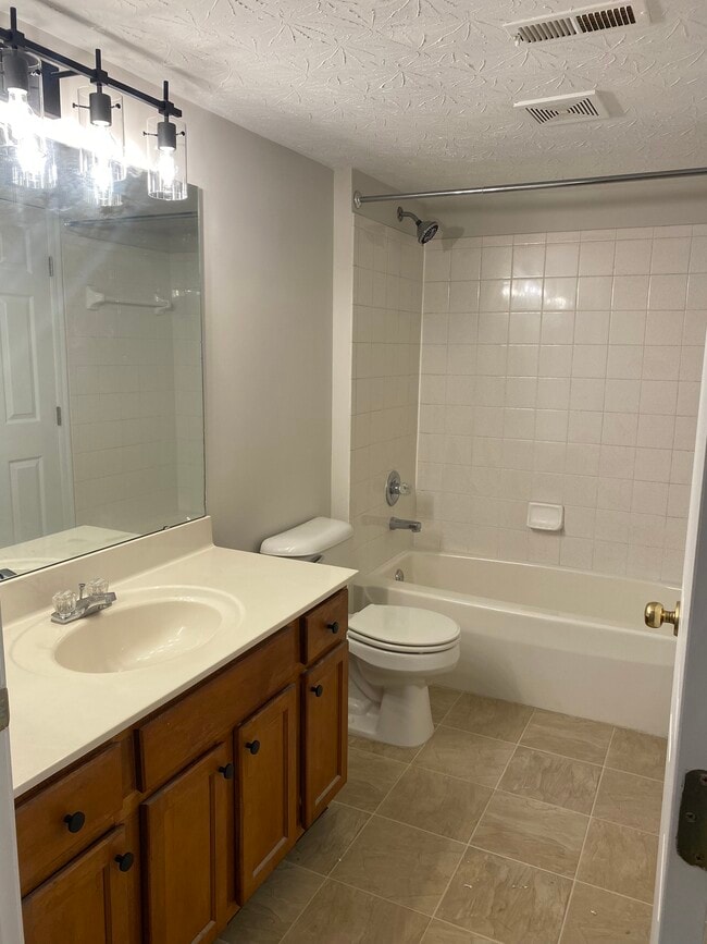 Building Photo - 251 Doublegate Dr