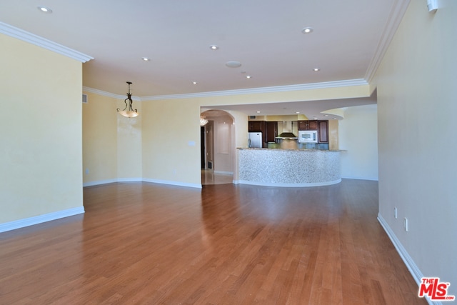 Building Photo - 1000 Granville Ave