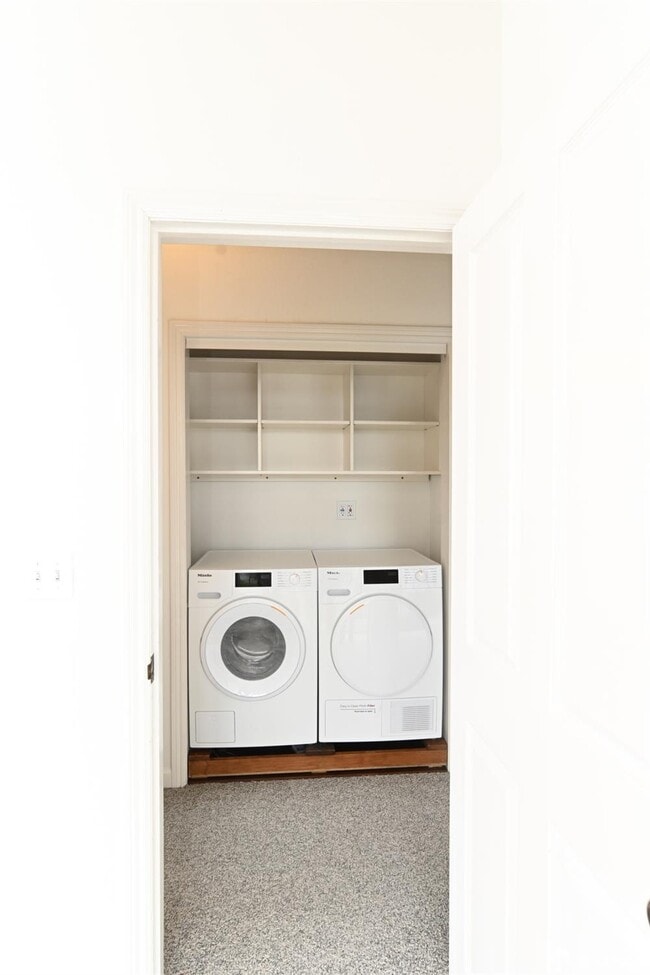 Building Photo - 1120 Clement St