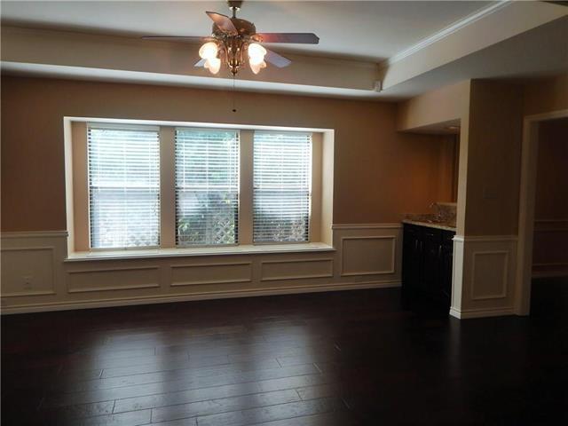Building Photo - 4208 Meadowdale Dr