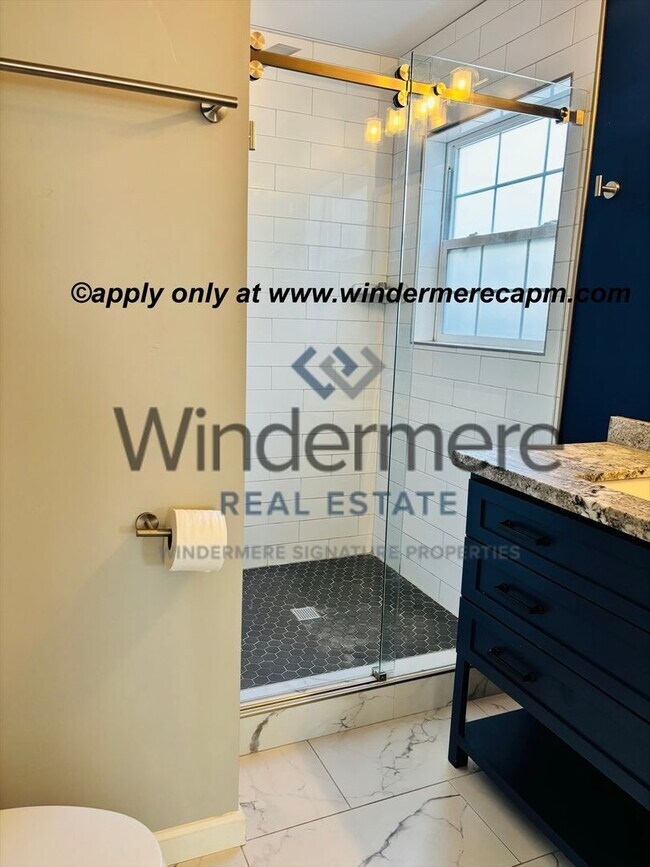 Building Photo - Beautifully Remodeled 2 Bedroom, 2 Bath Duplex on Freeport Blvd w/ garage for storage!- Now avail...