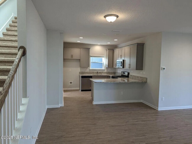 Building Photo - 140 Brookgreen Wy