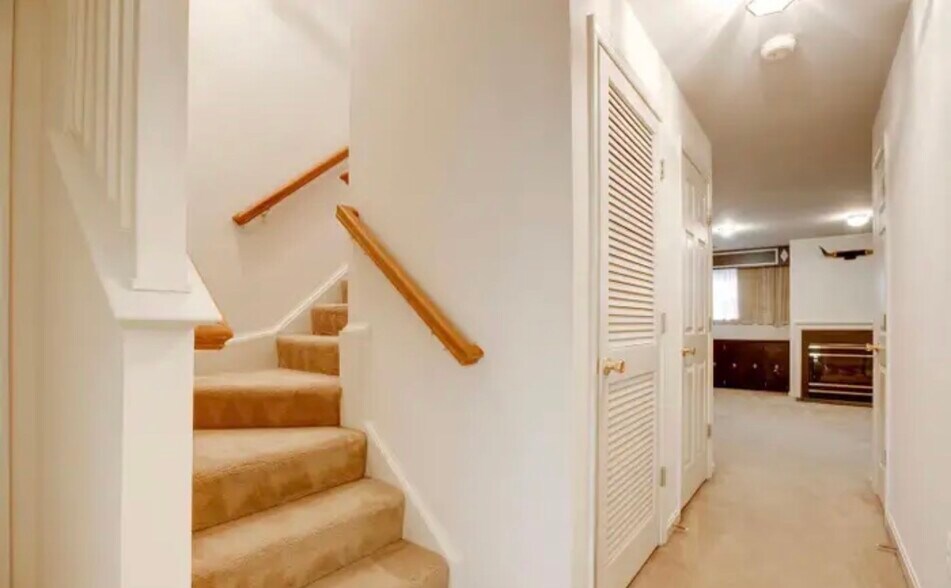 Building Photo - 14789 Truitt Farm Dr