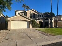 Building Photo - 1034 W Juanita Ave