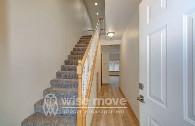 Building Photo - At Home in East Vancouver- 1/2 off First Month!