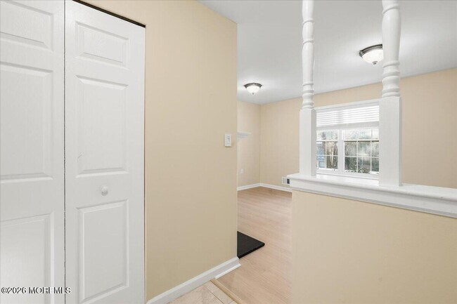 Building Photo - 203 Wellington Pl