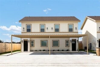 Building Photo - 609 Jasper St