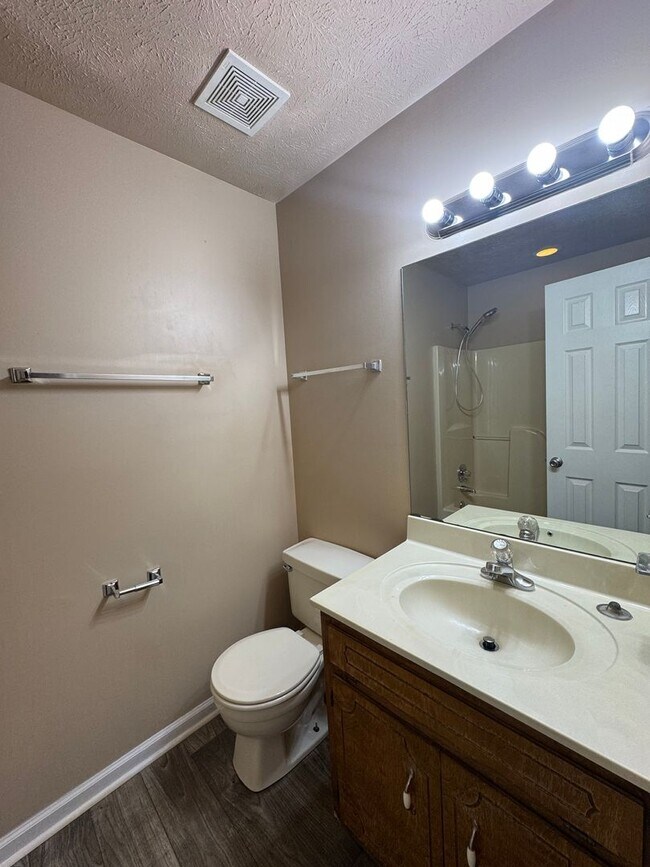 Building Photo - 292 Audrea Ln