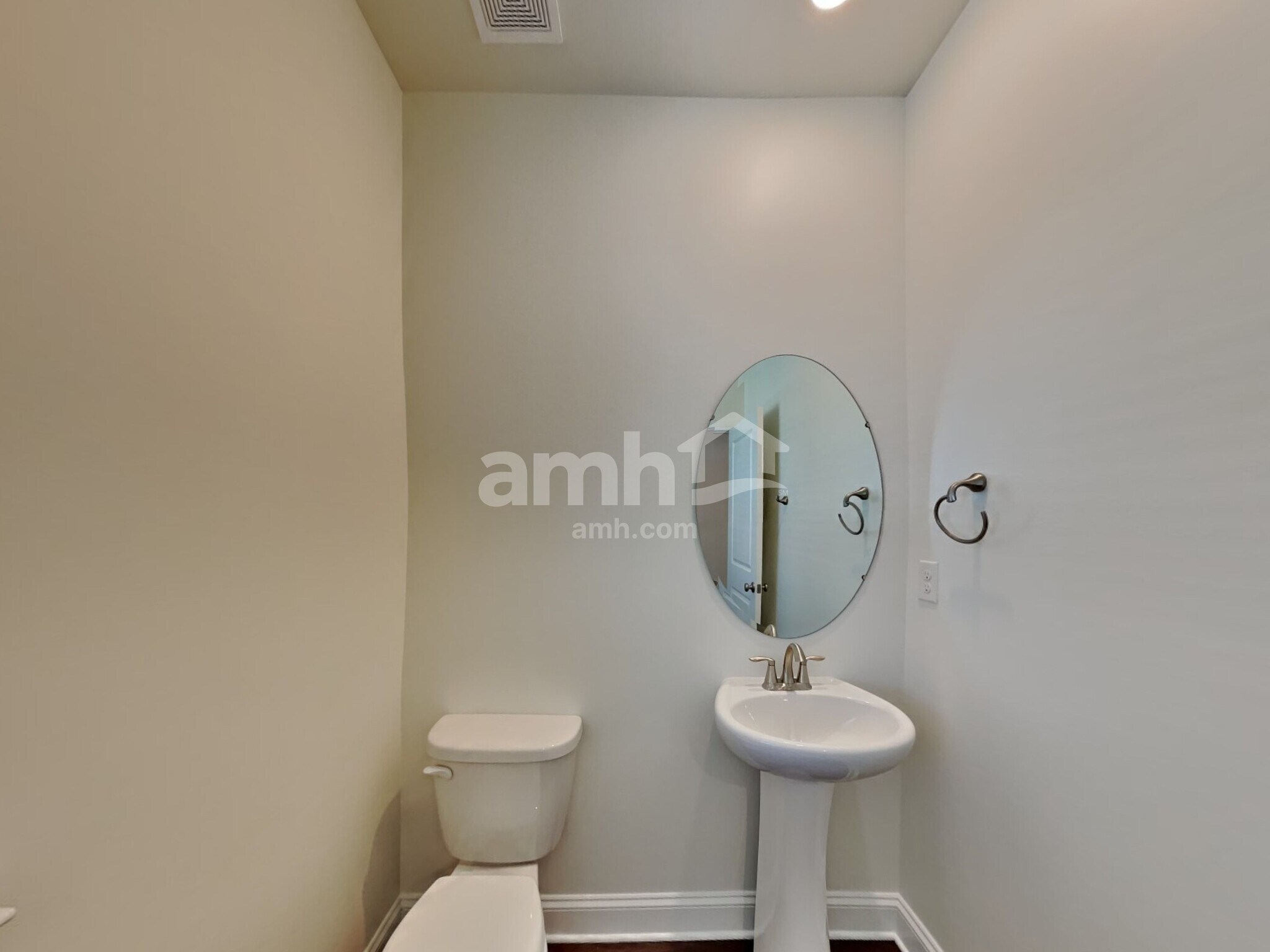 Building Photo - 564 Rivermist Dr