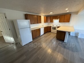 Building Photo - 1235 2nd St