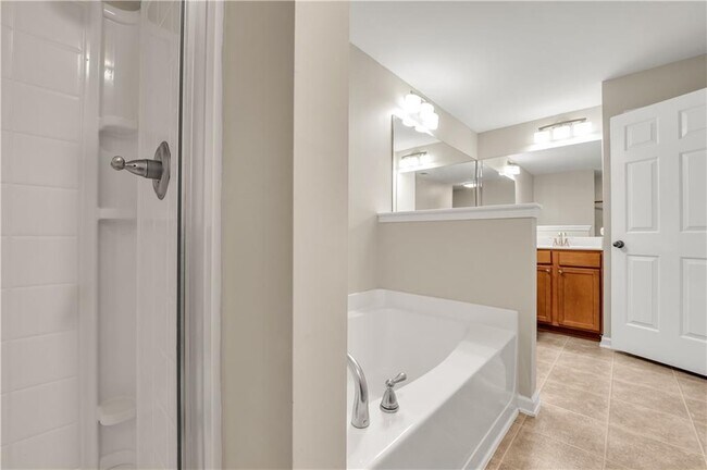 Building Photo - 501 Grove Field Ct NW