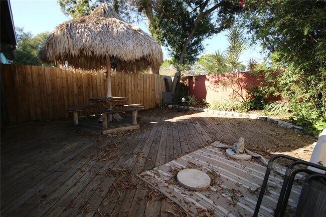 Building Photo - 2084 Sunset Grove Ln