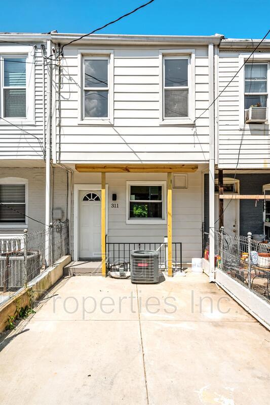 Building Photo - 311 S Newkirk St
