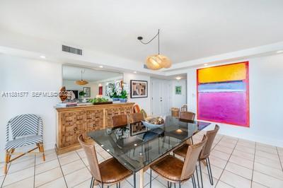 Building Photo - 609 Ocean Dr