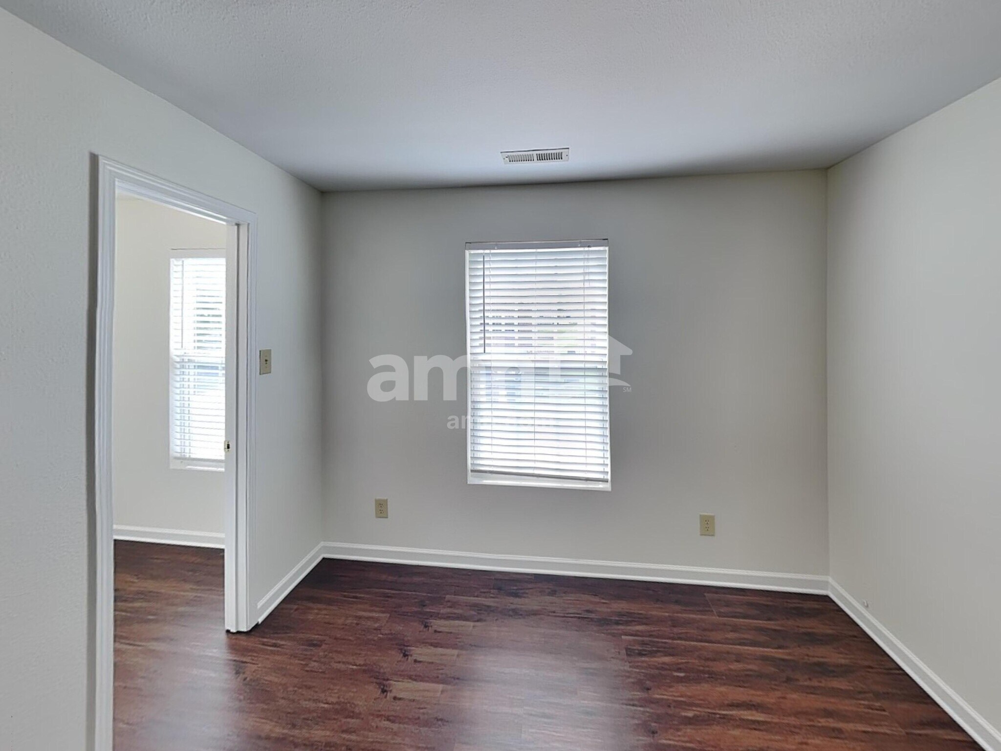Building Photo - 1702 Bray Dr