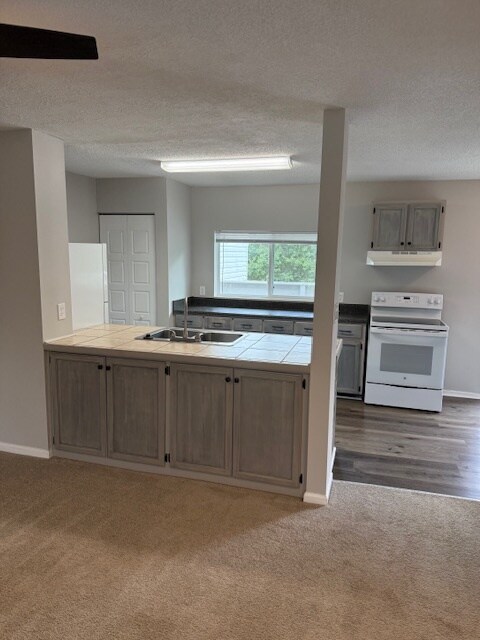 Building Photo - 94 Topsail Ct