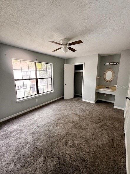 Building Photo - 2302 S Maki Rd