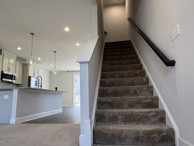 Building Photo - 116 Albany Pl