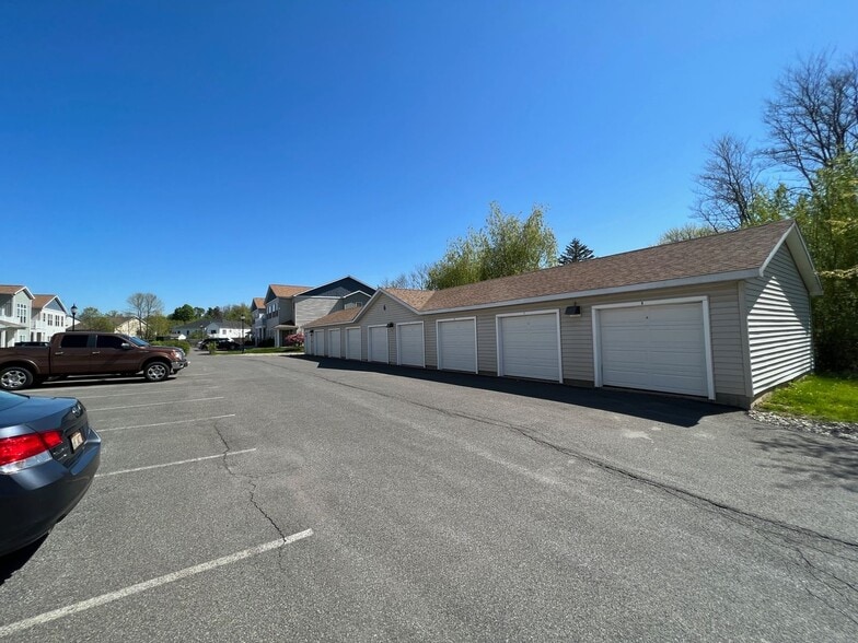 Interior Photo - Locust View
