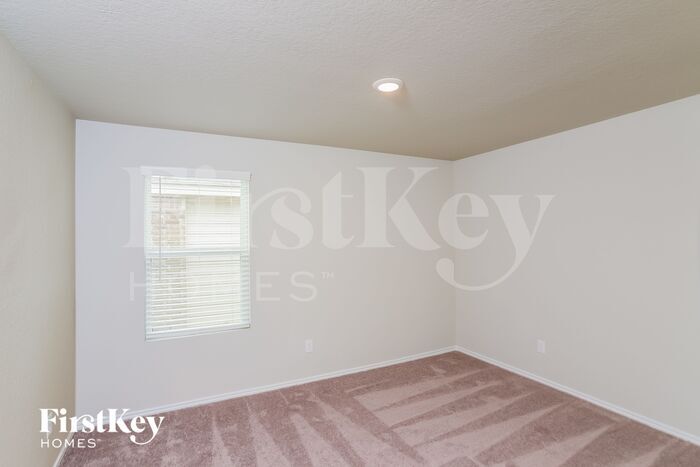 Building Photo - 1718 Morse Way