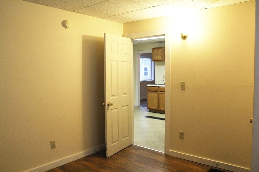 Building Photo - 19 Greene St