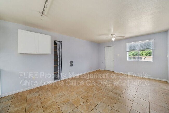 Building Photo - 7701 Molinos Ave