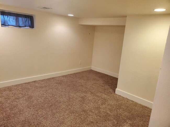 Building Photo - 4BR/2BA Audubon/Downriver Area Home