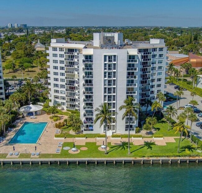 Primary Photo - 2800 N Flagler Dr