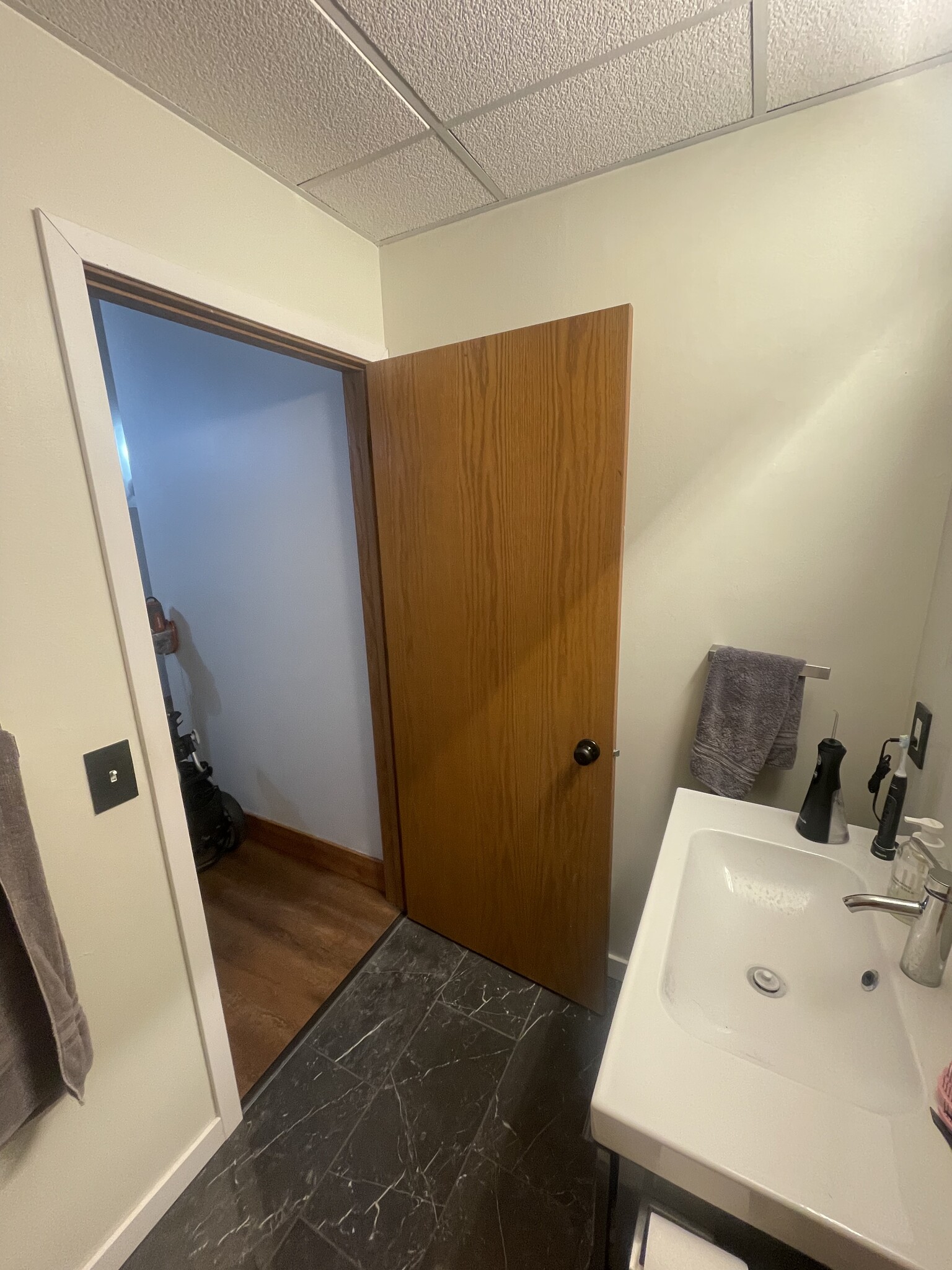 Bathroom - 400 N 1st St