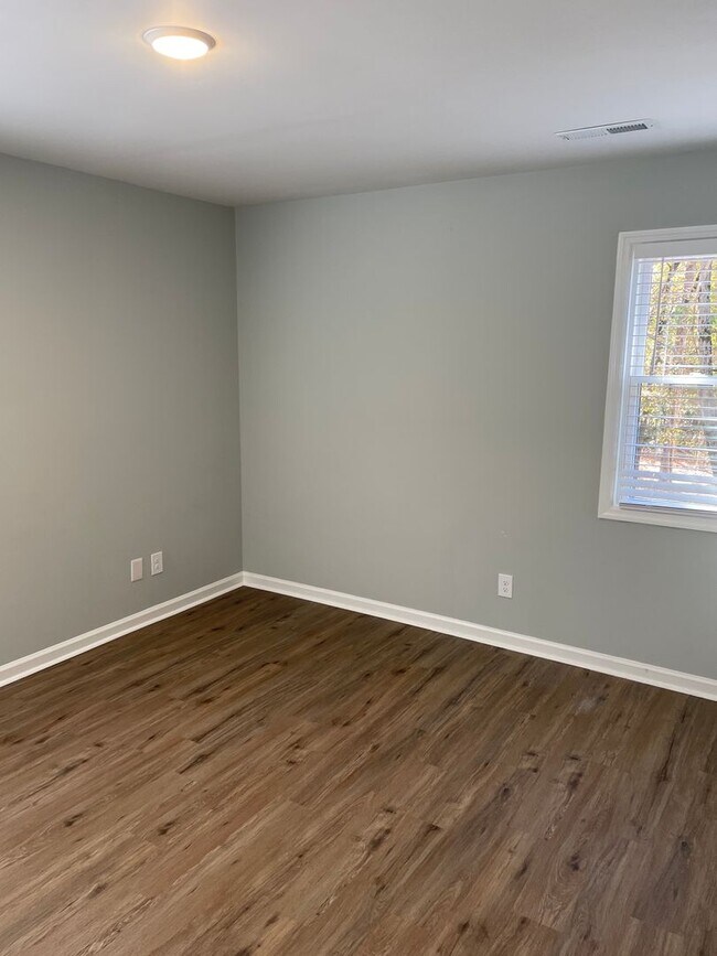 Building Photo - Charming Fully Renovated 2-Bedroom, 1.5-Bath Home for Rent, Lawn Maintenance and W/d Units Included