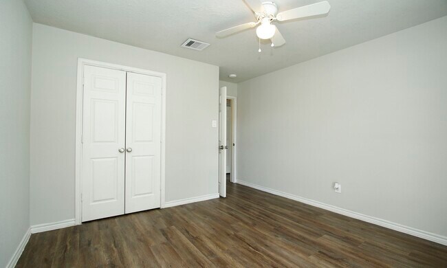 Building Photo - 17626 Bullis Gap Dr