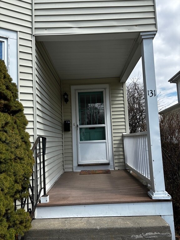 Building Photo - 131 Vernon St