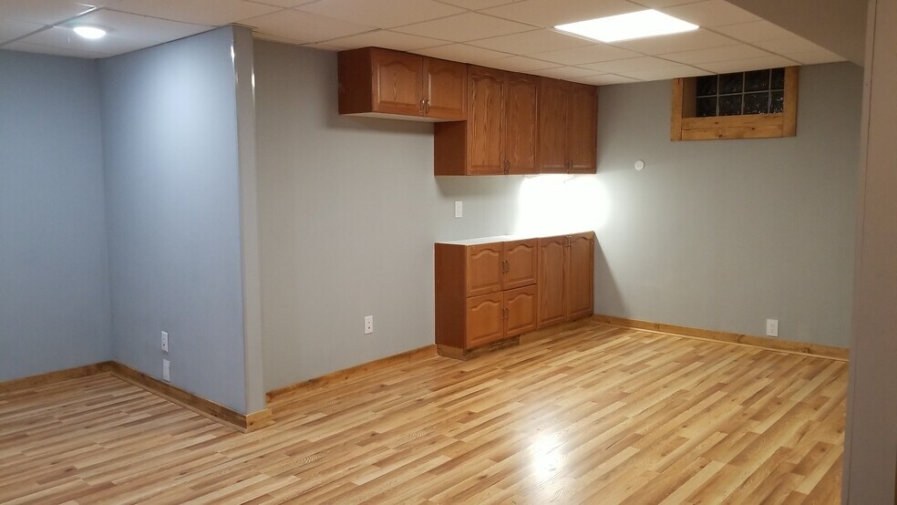 Dining Room - 1221 Alameda St