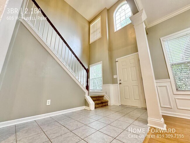 Building Photo - 605 Hopewell Park