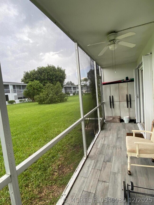 Building Photo - 321 Durham Cir