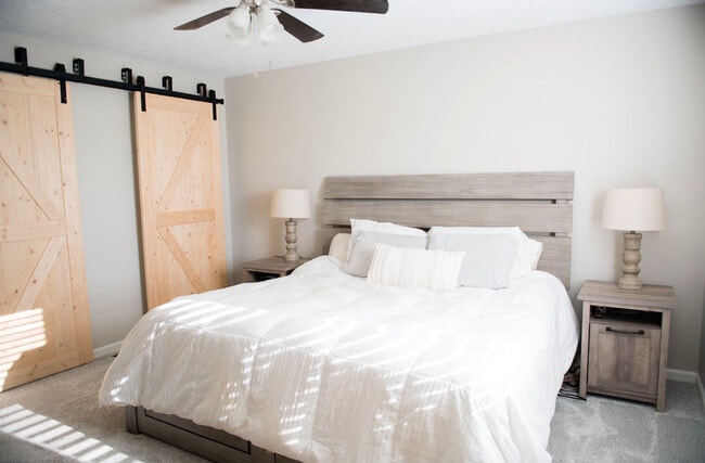 Building Photo - 1003 Ravenwood Dr