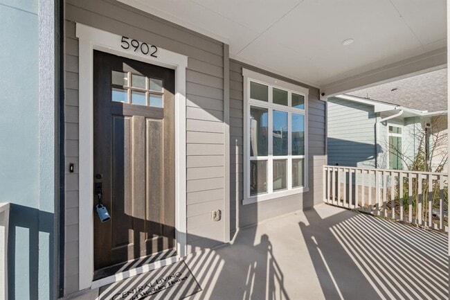 Building Photo - 5902 Rangeland Rd