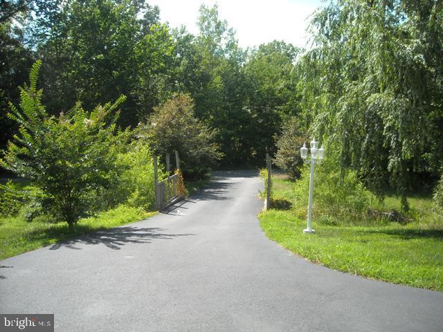 Building Photo - 5615 Minoso Dr